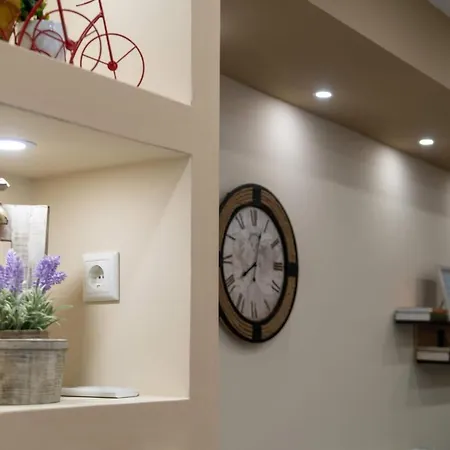 First View Apartment