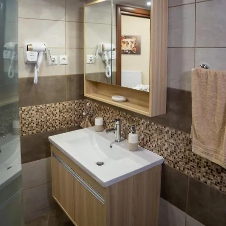 First View Apartment