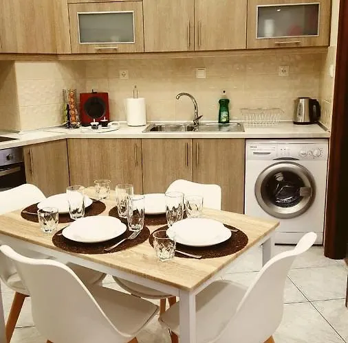 First View * Kateríni